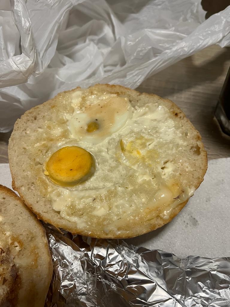 Pizzeria la Oca Loca — Comida y bebida