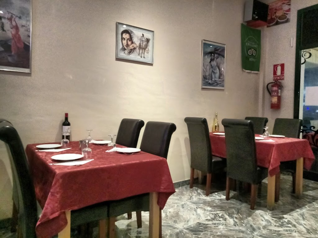 Restaurante Tandoori Spice — Ambiente
