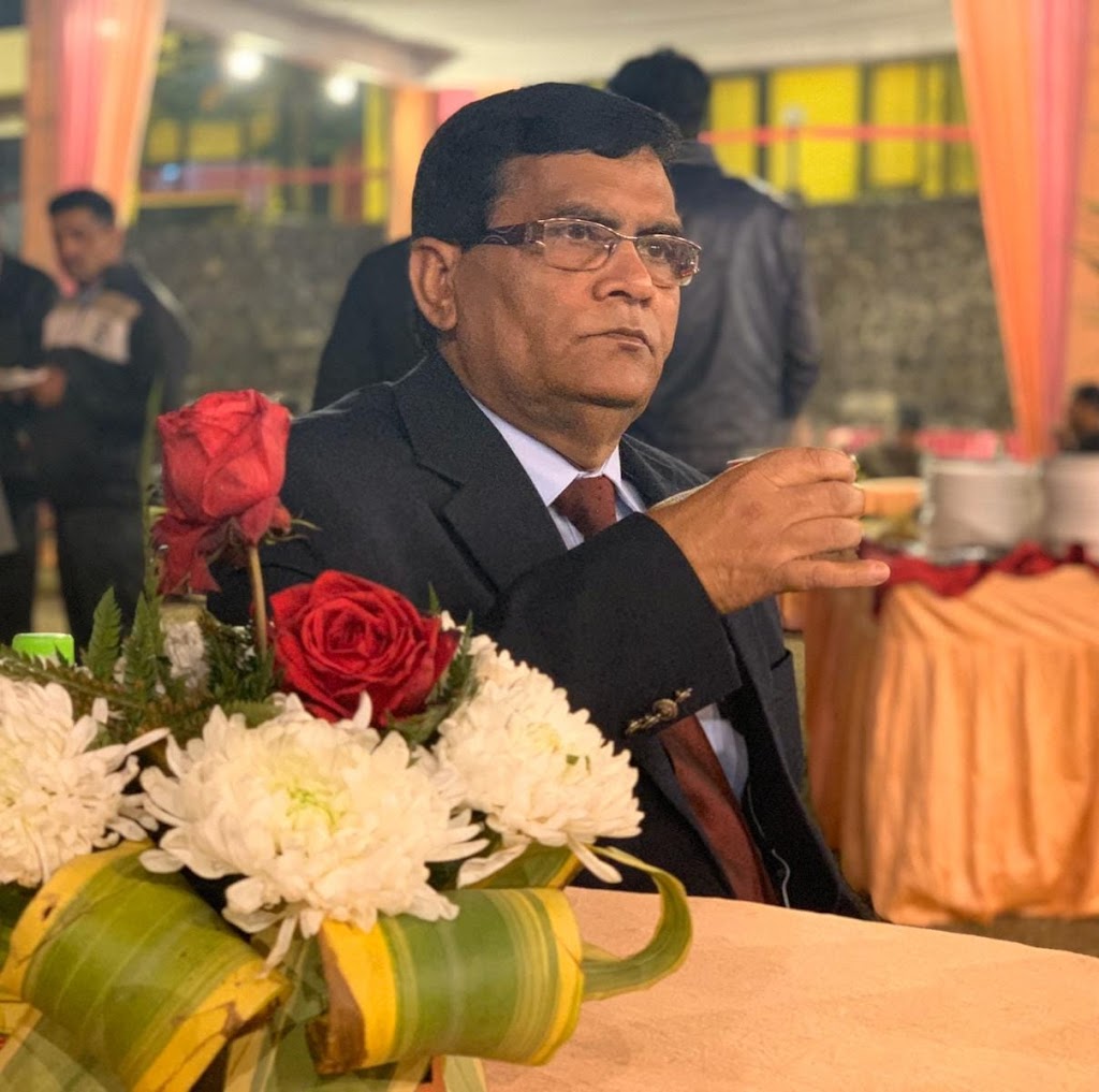 Dr. Rtd Dr Narendra Singh Bhadauria Senior Consultant Cardiologist M B B S D Card