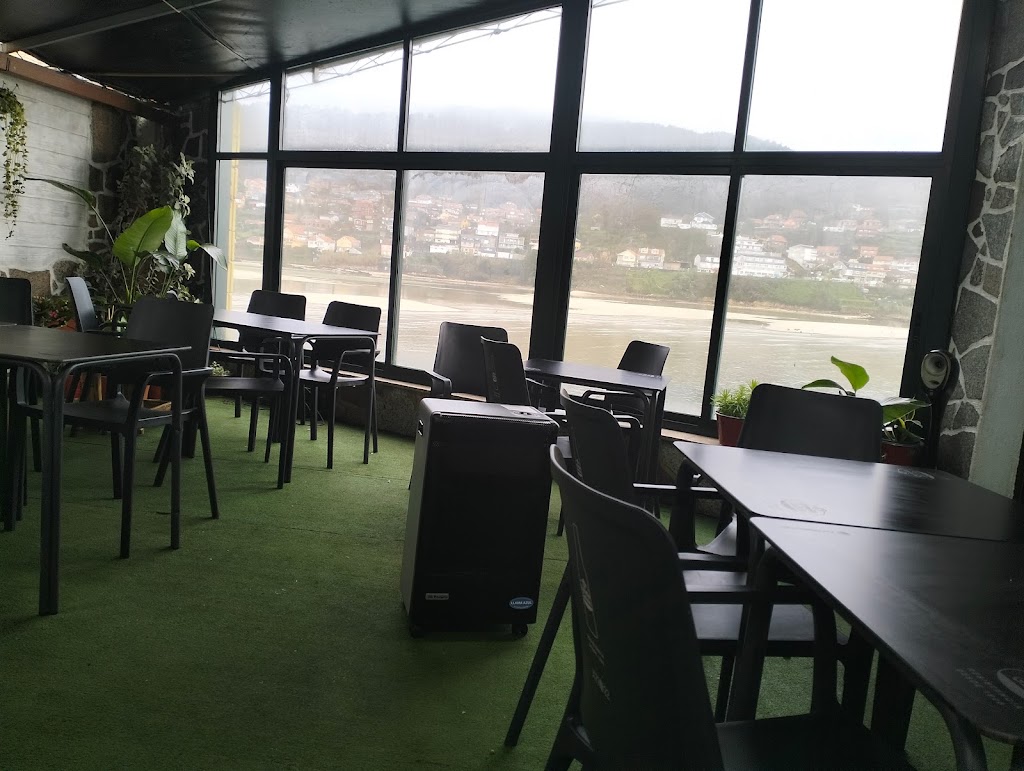 Restaurante Taperia D'Elvi — Ambiente