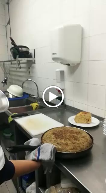 Bar Restaurant Cal Manel — Videos