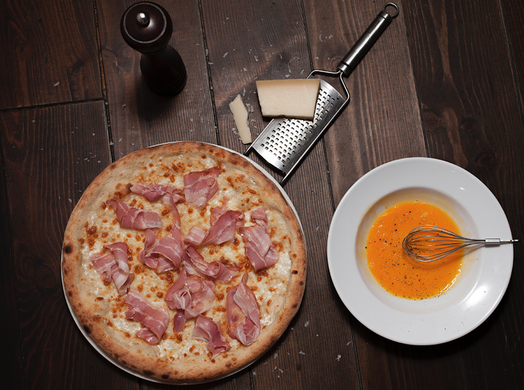 Francesco's Pizza - Pizzeria en Alcala de Henares — Comida y bebida