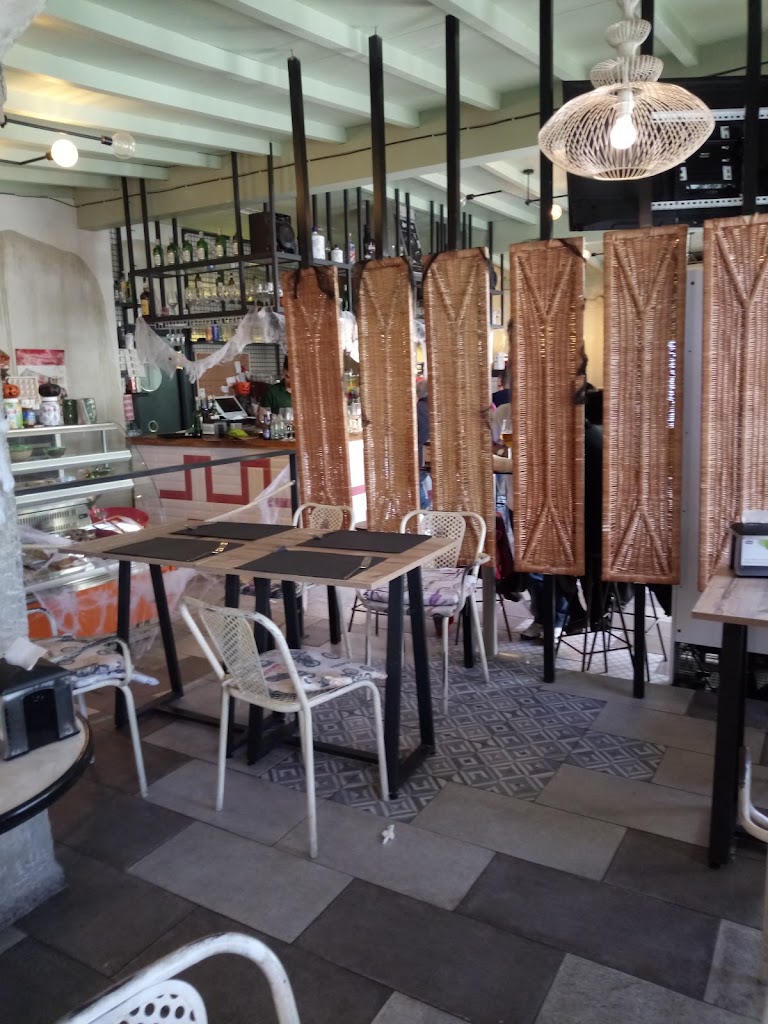 Gastro Bar El Meson — Ambiente
