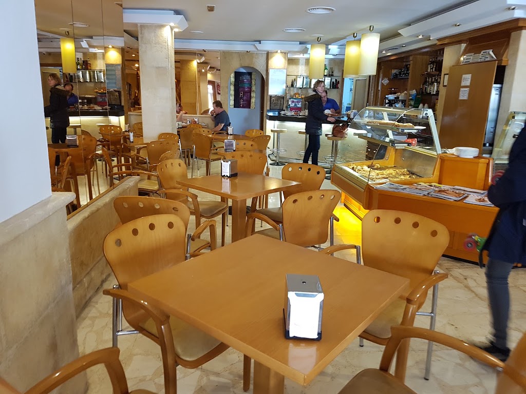 Cafe Express — Ambiente