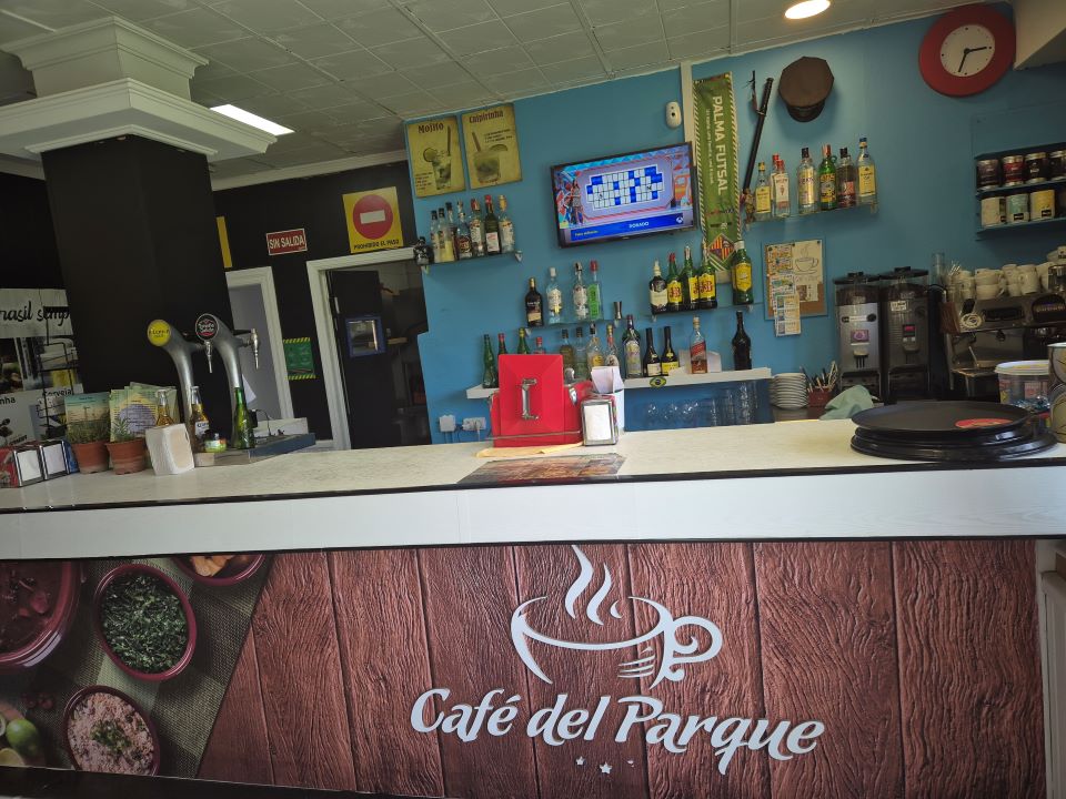 Cafe Del Parque — Ambiente