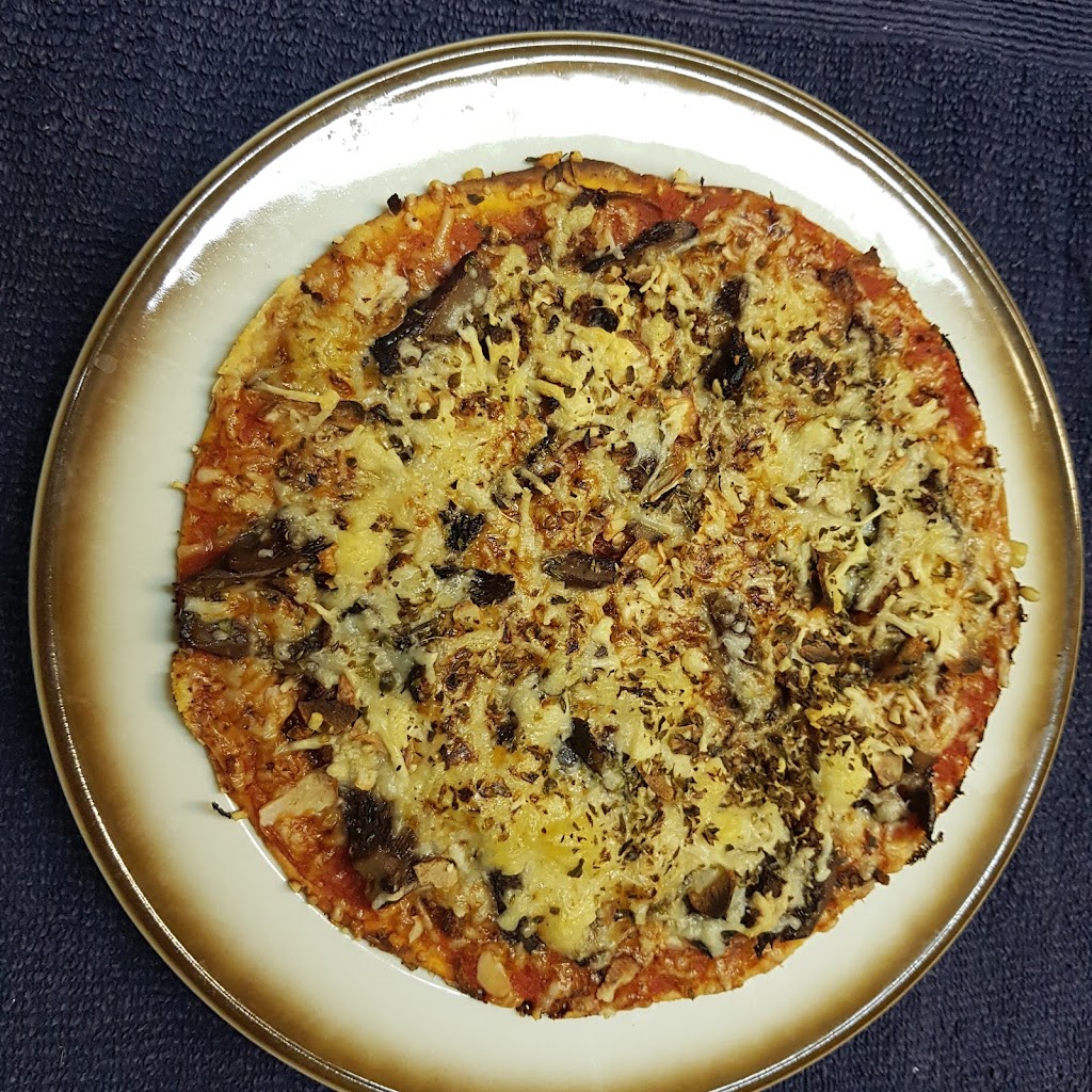 Restaurant pili&Pizzeria jordi — Pizza