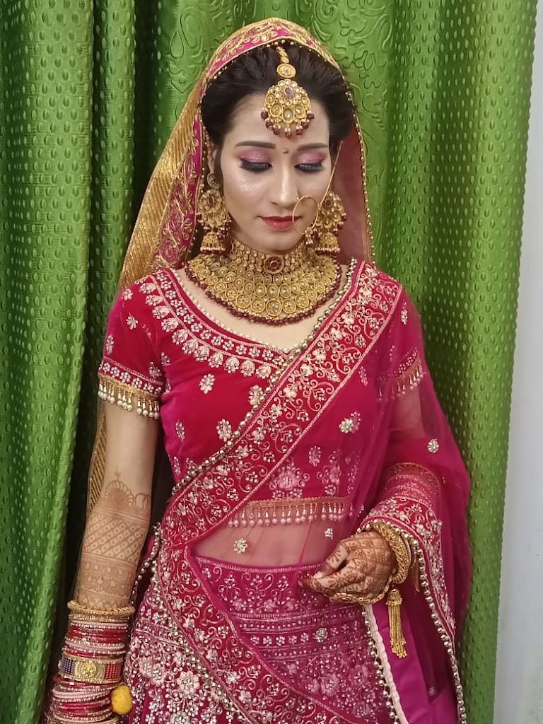 Nigar Beauty Parlour