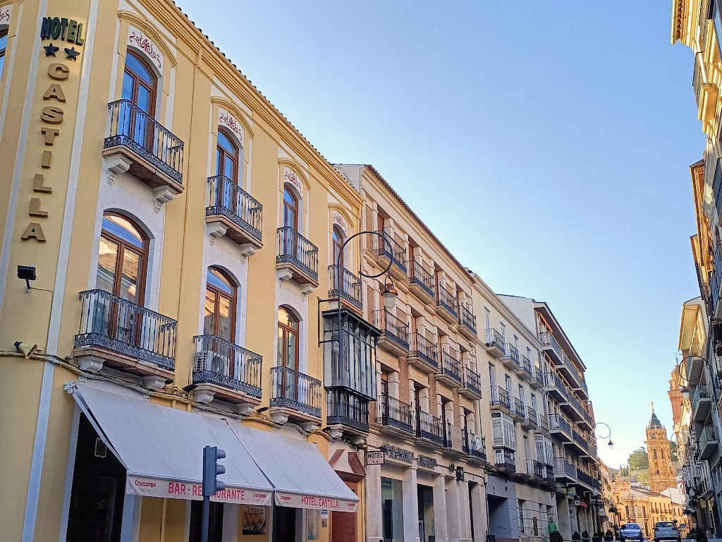 Hotel Castilla — Exterior