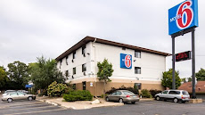 Motel 6 Saint Paul, MN - I-94