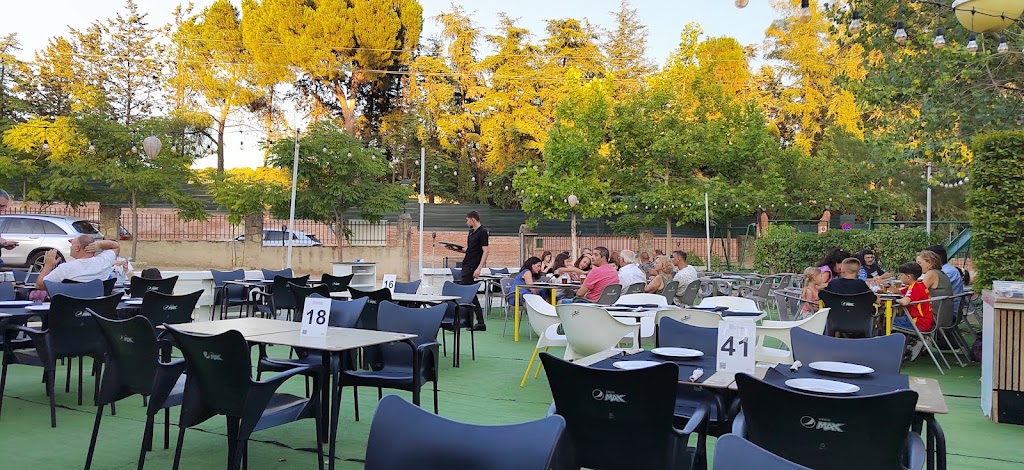Terraza Barbacoa Cine de verano - El Castillo