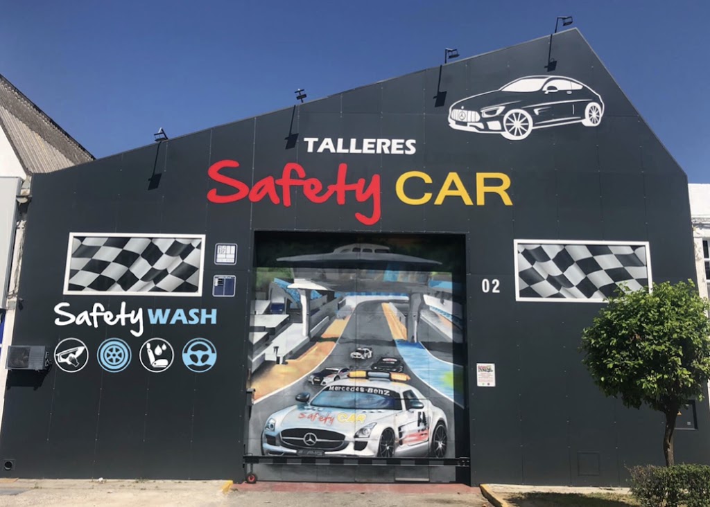 Castrol Service Safety Car — Exterior