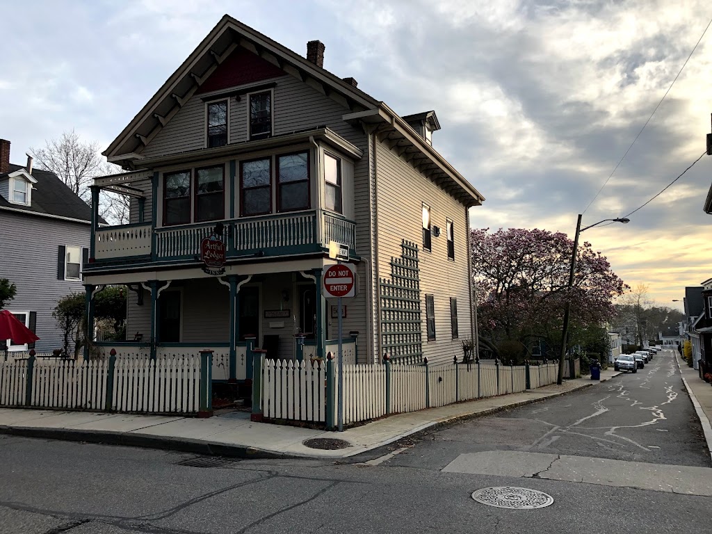 Artful Lodger Inn - Bed & breakfast in Newport , United States of America