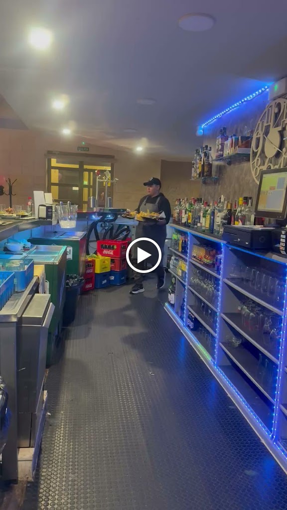 OASIS  cafe-bar — Ambiente