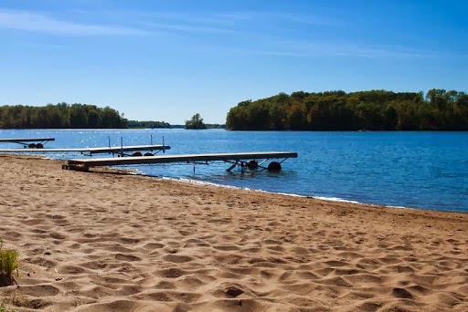  Deerfoot Lodge & Resort