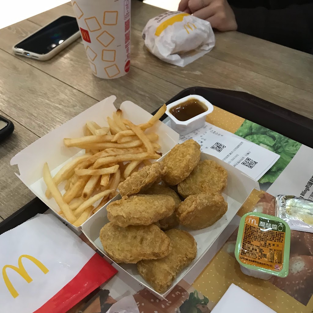 麥當勞-台南新光三越二餐廳 的照片
