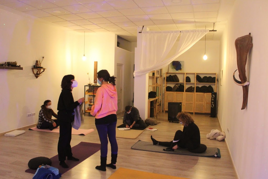 Udumbara Estudio de Yoga y Practicas Ancestrales — Yoga