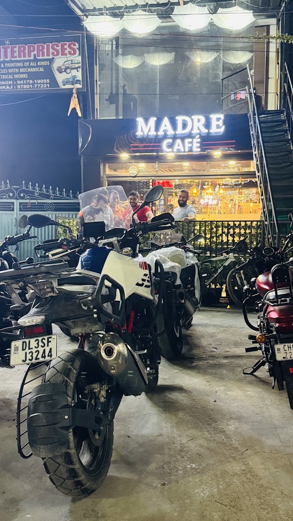 Madre Cafe