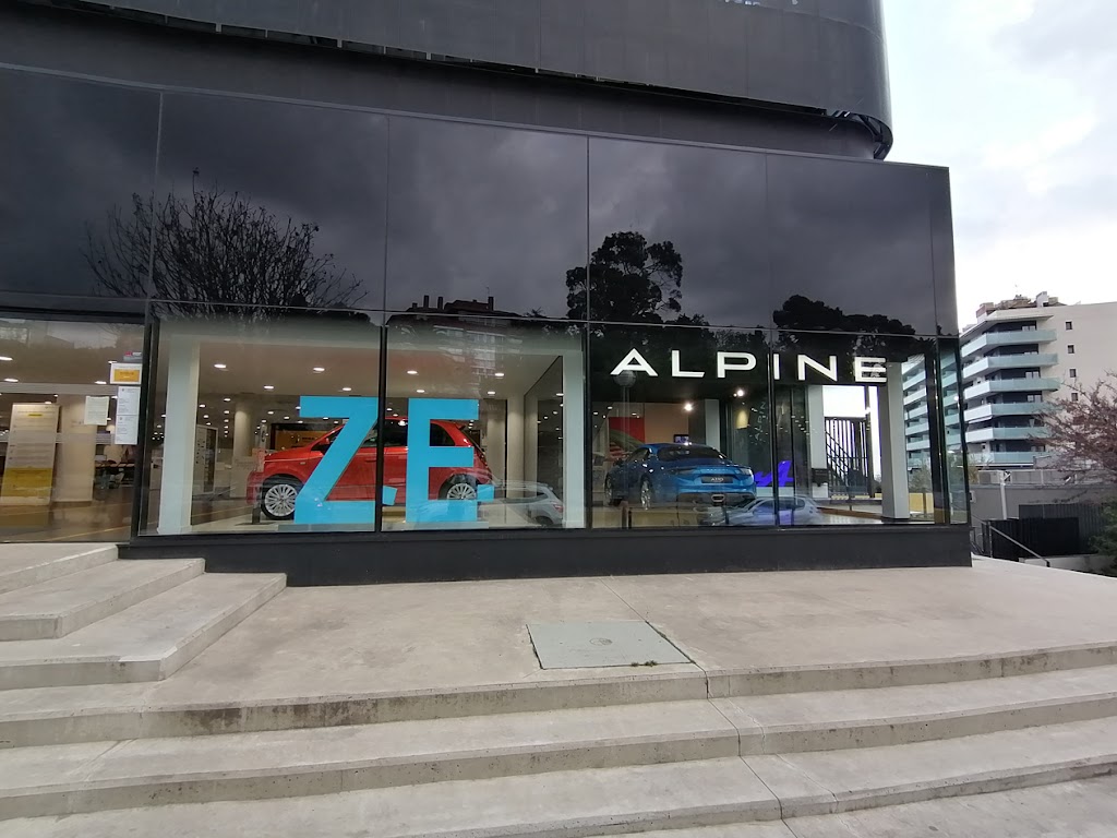 Alpine Store Barcelona — Del propietario
