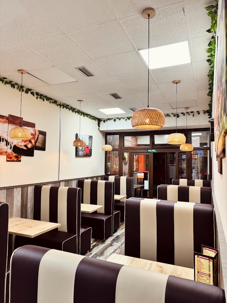 Food Planet — Ambiente