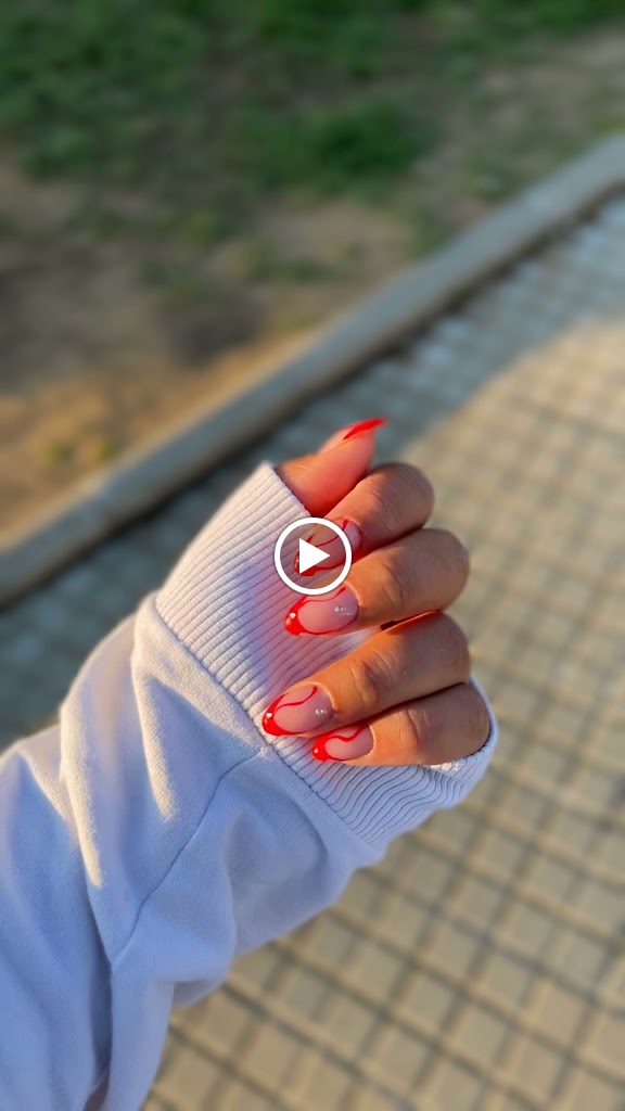 KM Centro de Estetica — Videos