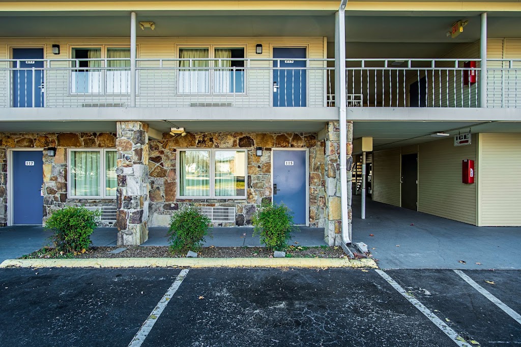 Motel 6 Manchester, TN - Motel in Manchester , United States of America