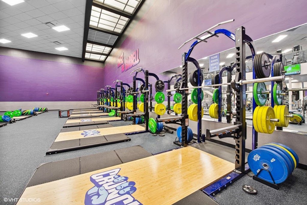  Crunch Fitness - Keystone