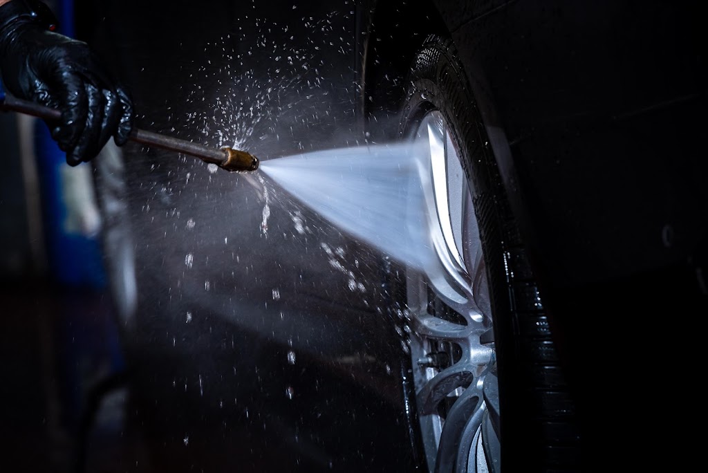 Car Wash Santander - Limpieza de coches en Santander — Servicio de lavado de coches