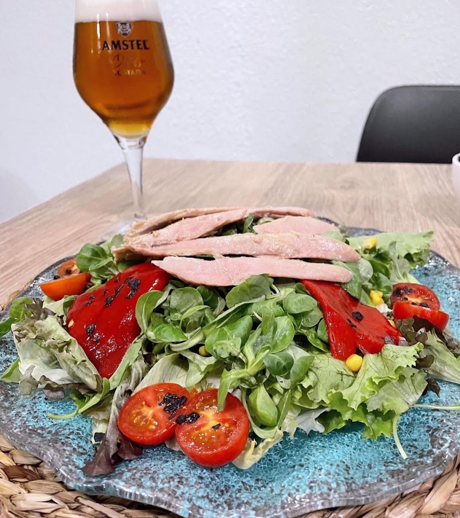 Restaurante Gastrobar El Manantial — Comida y bebida
