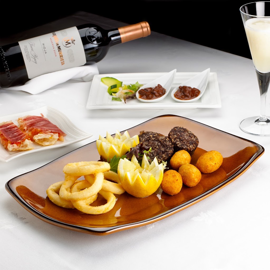 Restaurante La Entrada — Comida y bebida