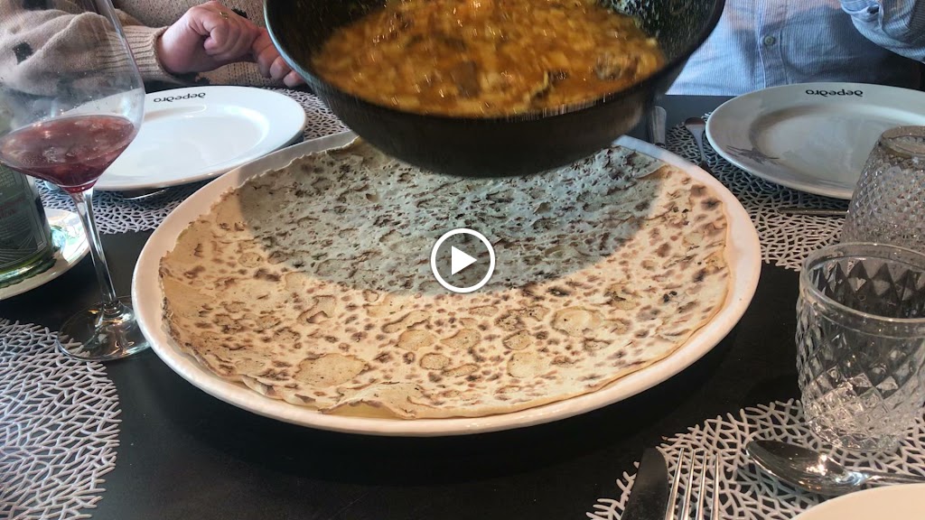 Restaurante El Rincon De Pedro — Videos