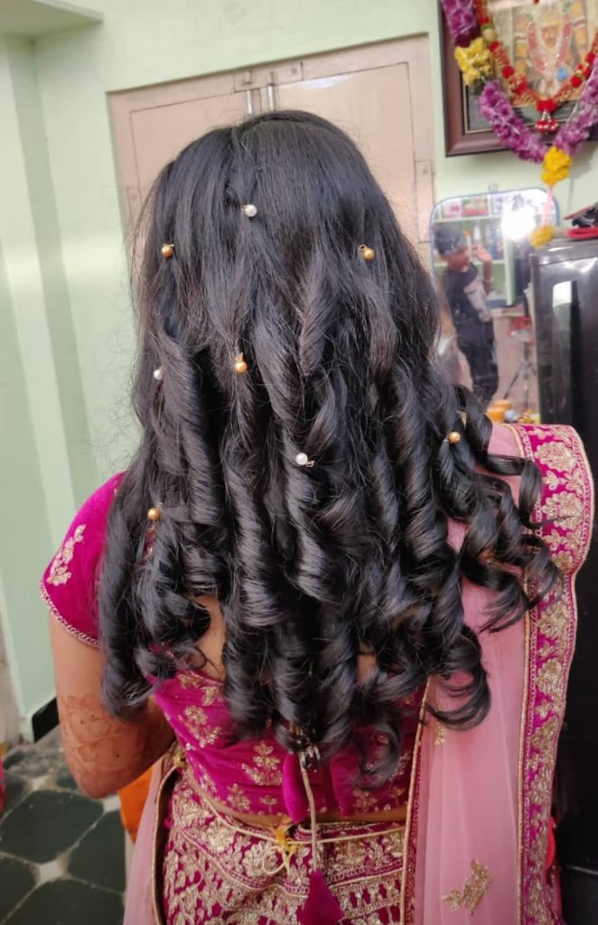 Neha Beauty Parlour
