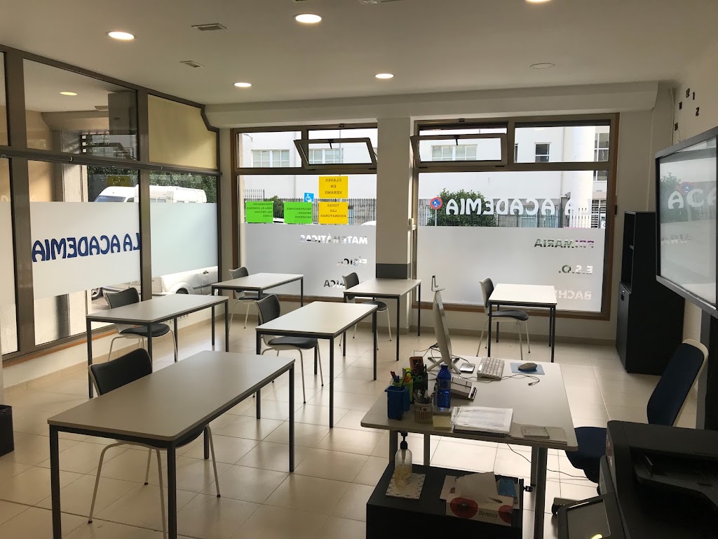 LA ACADEMIA ( Vigo) — Del propietario