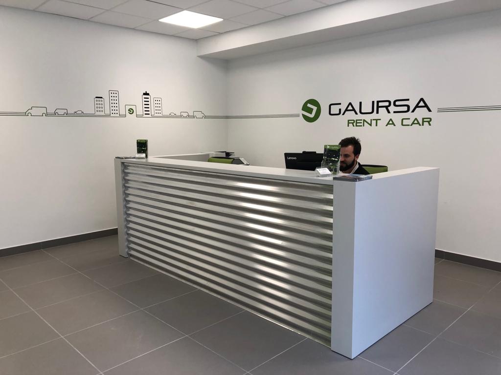 Gaursa Rent a Car — Interior