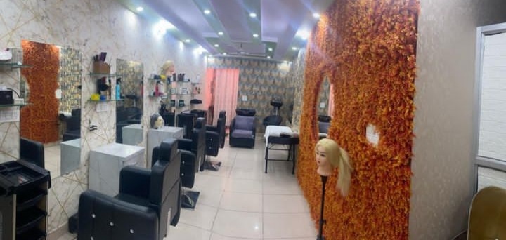 Noor Palace Beauty Parlour And Cosmetic