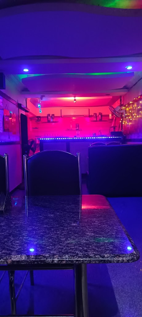 Anjali Ag Meridien Ac Bar