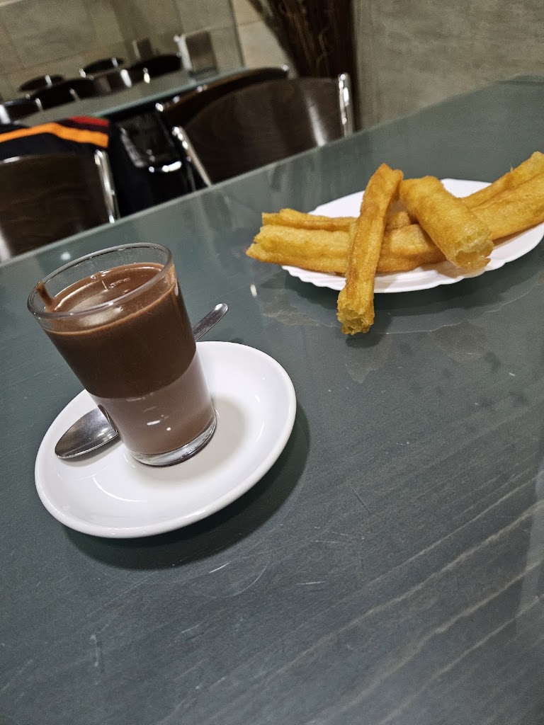 Cafeteria El Sotano — Cafe