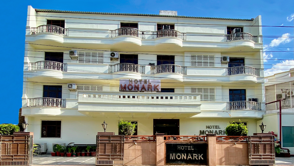 Hotel Monark