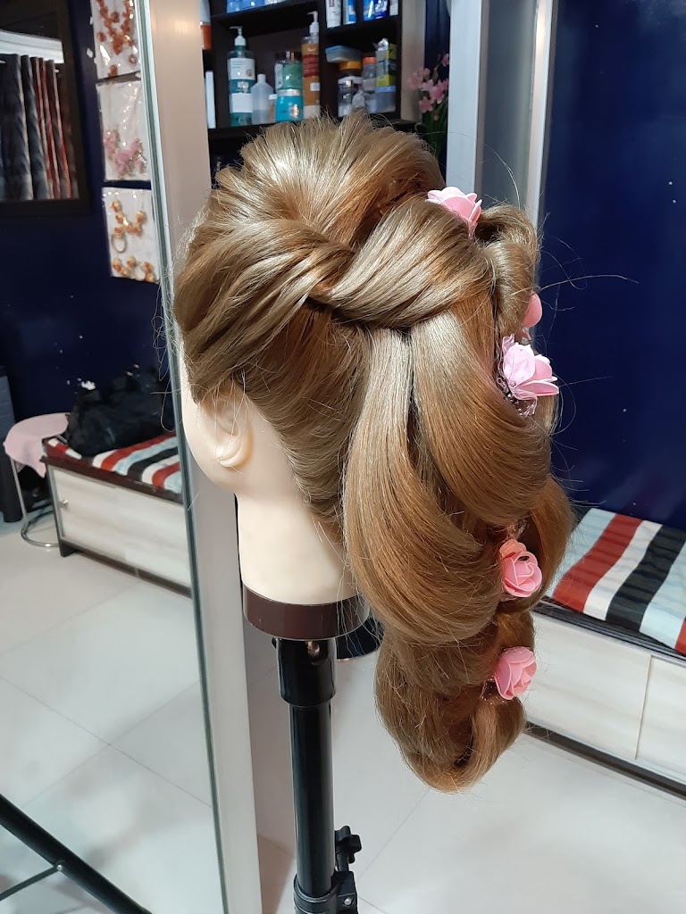 Shri Shringar Herbal Beauty Parlour