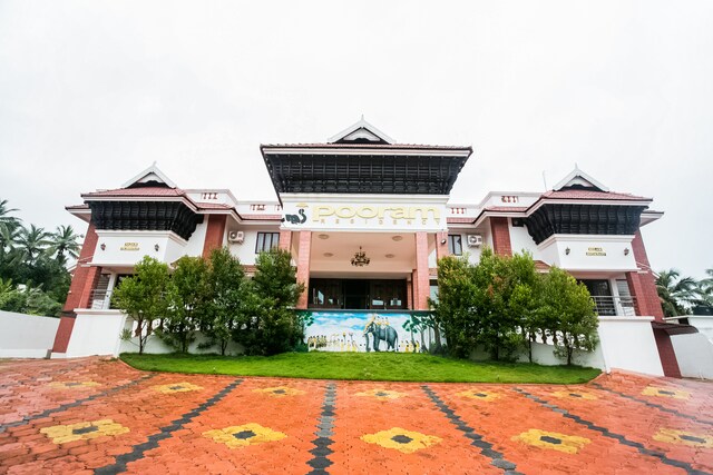 Capital O 47329 Pooram Residency