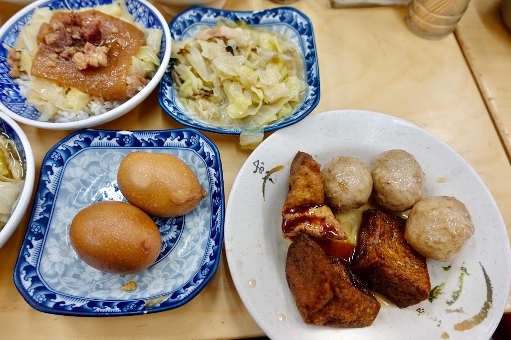 阿美香菇高麗菜飯 的照片