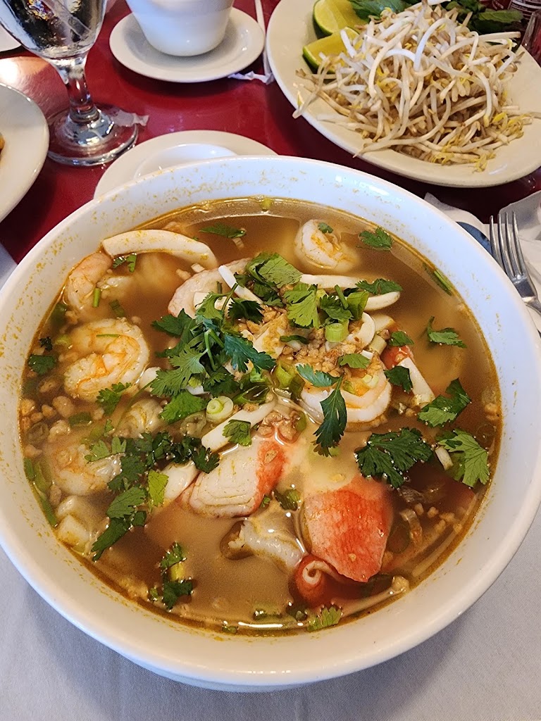 Green Papaya Lao-Thai Cuisine