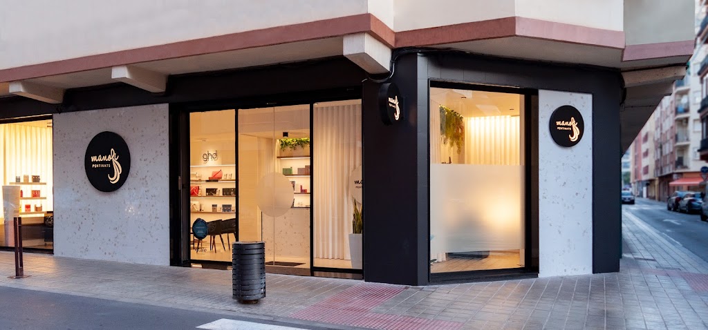 Pentinats MANOLI | Centro de Peluqueria Manicura y Pedicura