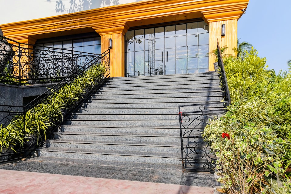 Super Townhouse Oak Pardih Chowk Mango