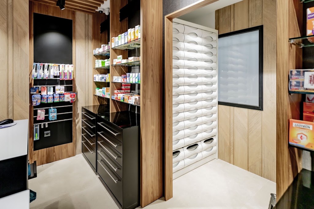 Farmacia Moranchel — Del propietario