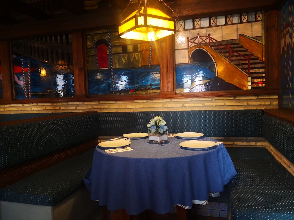 Pizzeria Ettore — Ambiente