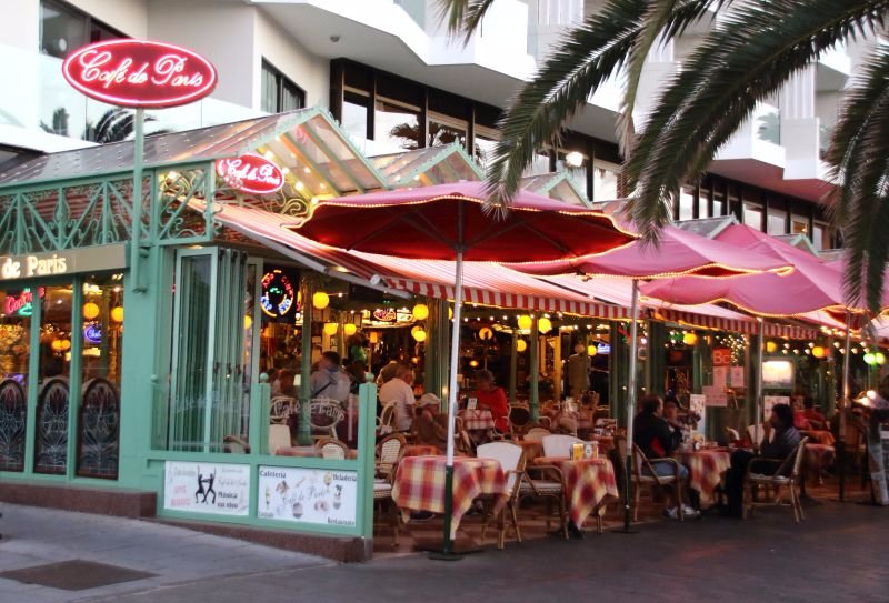 Cafe de Paris