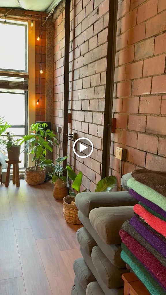  Deep Roots Yoga and Wellness