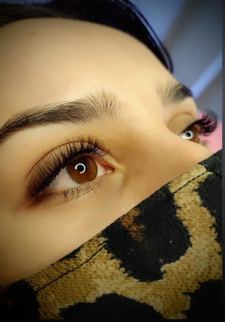 Extensiones de pestanas by Caro Barreto