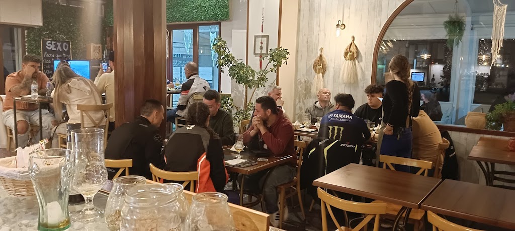 Puerto Mio, restaurante argentino