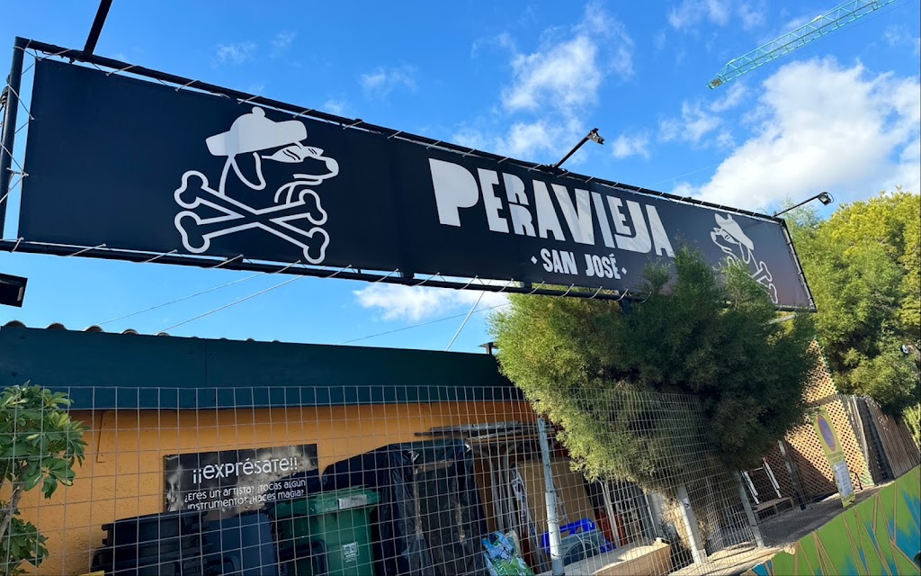 La Mandragora PerraVieja